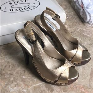 Steve Madden, gold pumps